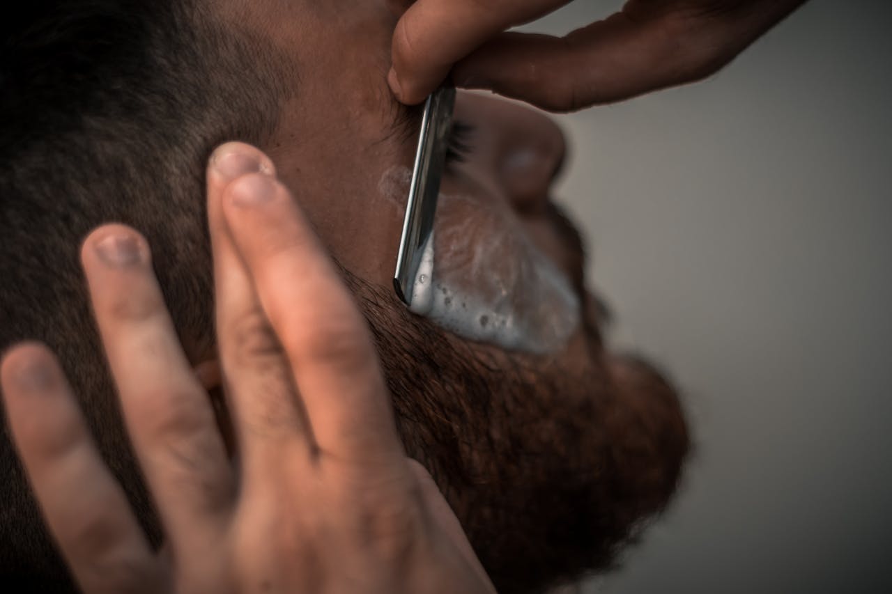 Cuida tu aspecto con el servicio de arreglo de barba y bigote