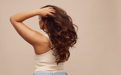 ¿Rizos sin forma? Hazte el tratamiento Bomber