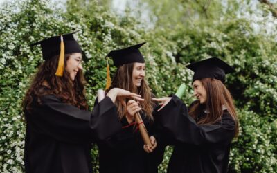 Graduaciones 2026, el peinado perfecto en MASPELUQUEROS