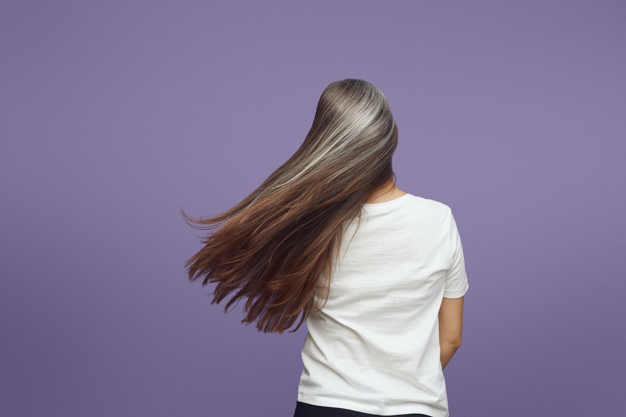 Barro natural vs. Coloración tradicional: ¿Cuál es mejor para proteger tu melena?